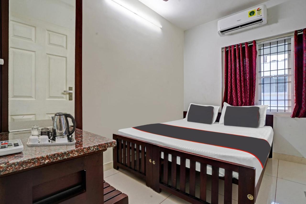 Collection O White House Pearl Kochi Exterior foto