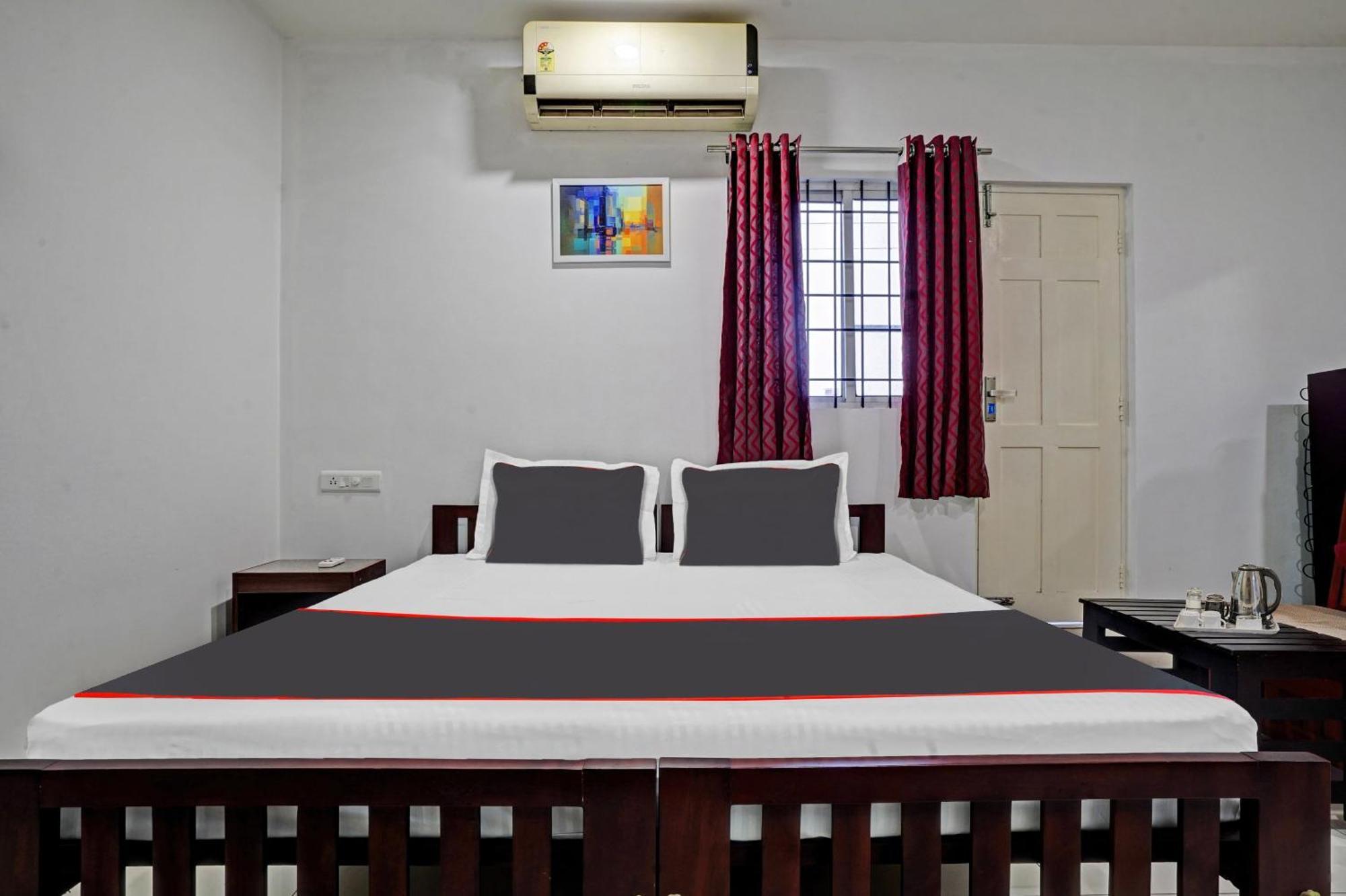 Collection O White House Pearl Kochi Exterior foto