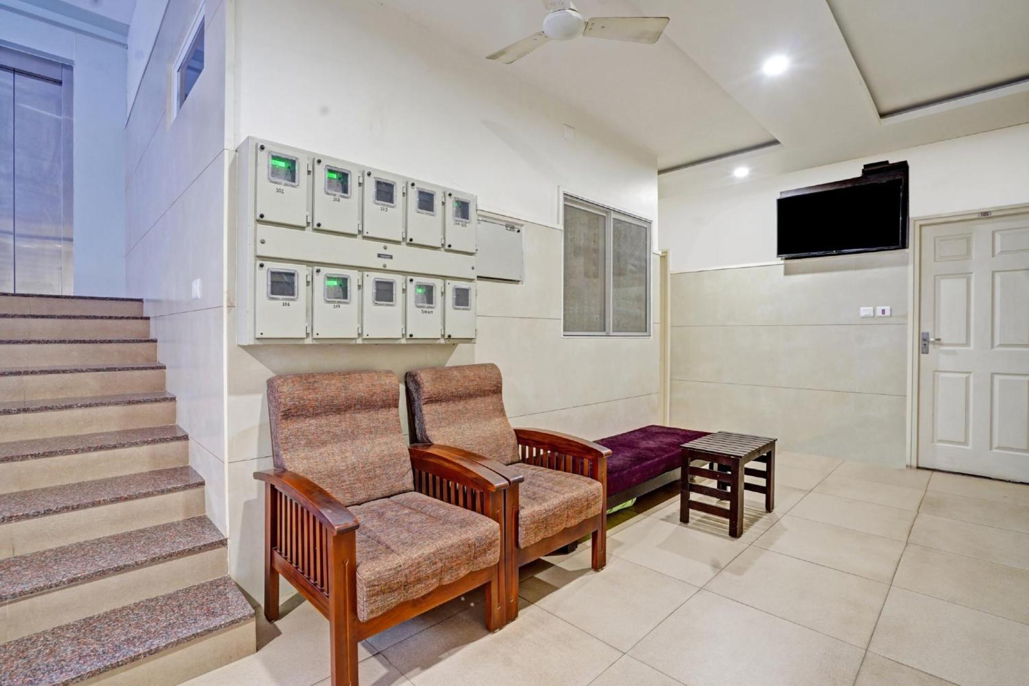 Collection O White House Pearl Kochi Exterior foto